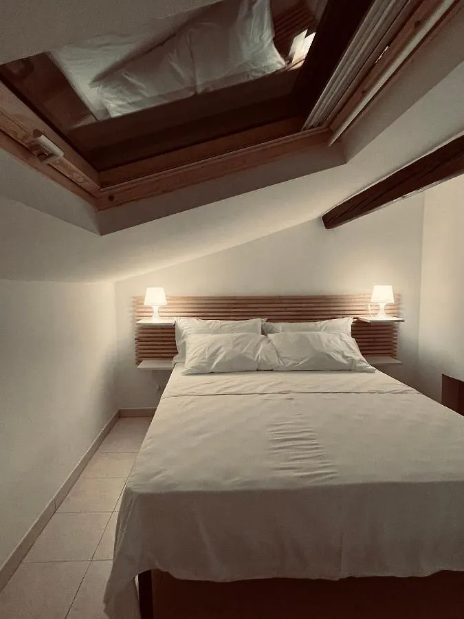 Apartment La Casina Verde - Appartamento Mansardato Livorno