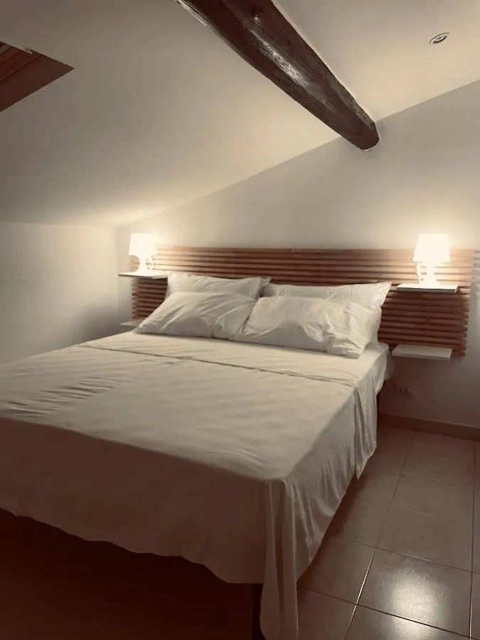 La Casina Verde - Appartamento Mansardato Livorno Apartment